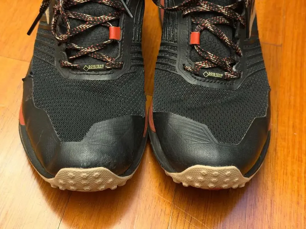 Brooks Cascadia 13 Gore-Tex Waterproof Trail Running Shoe Black Sz 9.5